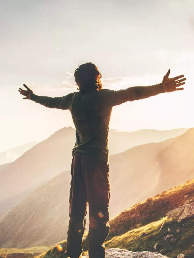 10 great habits to be happier in life, shared by Robin Sharma